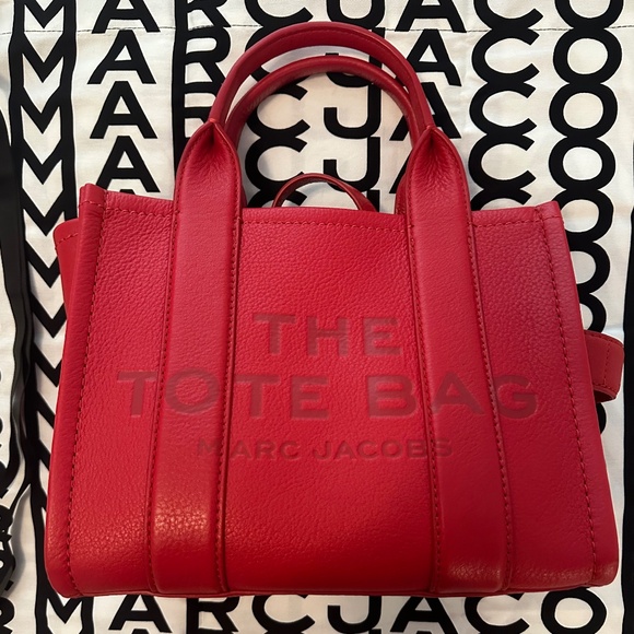 Marc Jacobs The Tote Bag Small True Red